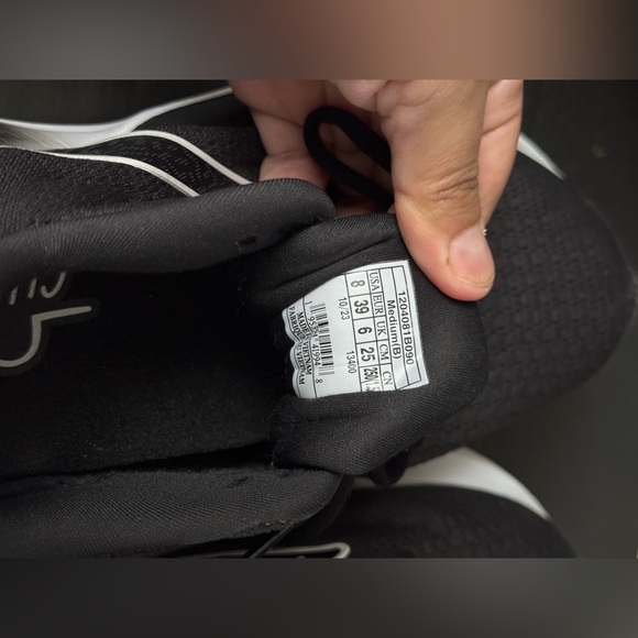 Brooks Womens Size 8 B Glycerin 21 1204081B090 Black Running Shoes Sneakers - Picture 14 of 15